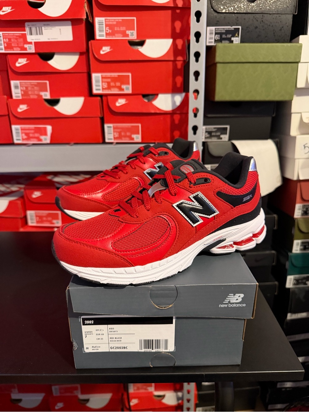 New Balance 2002R GS Size 7y Running Sneakers